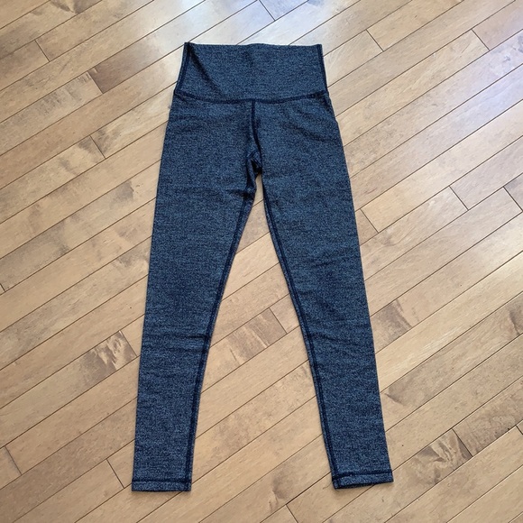 TNA | Athletic leggings - Picture 2 of 6